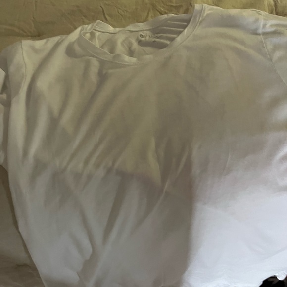 Figs Beat it Tee Size medium. - Picture 4 of 4